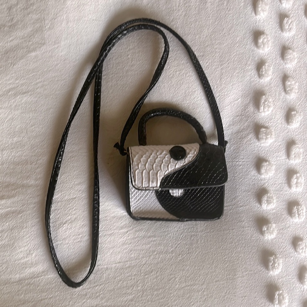 yin & yang purse